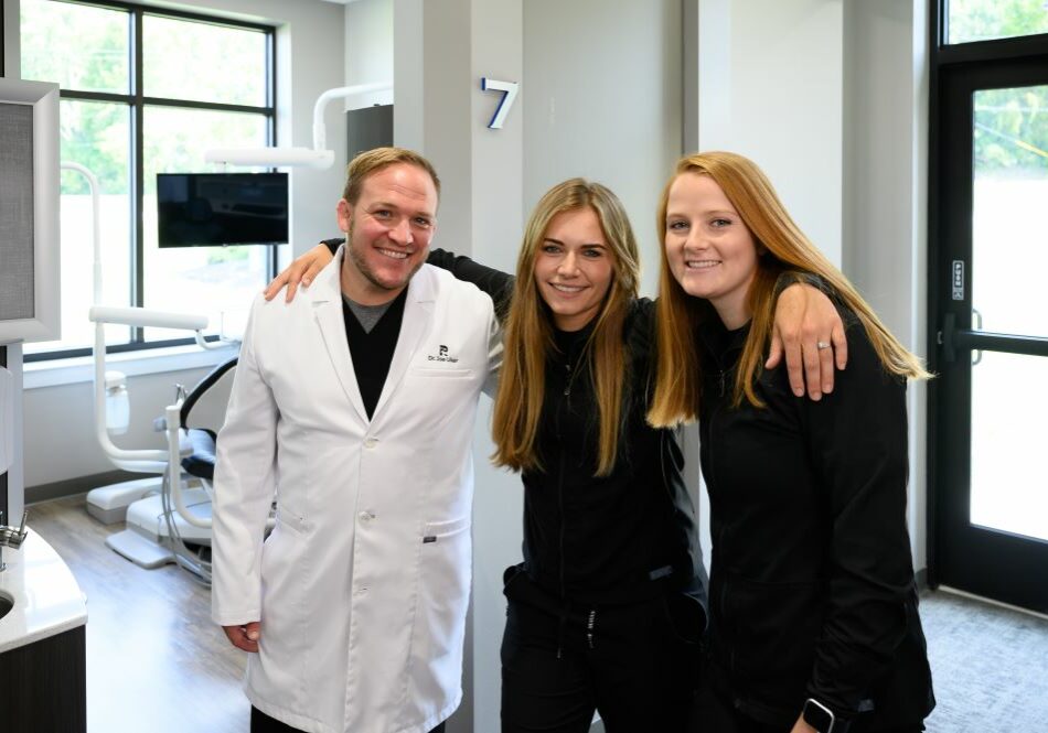 join the rivertown detal team today